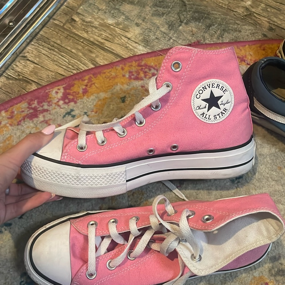 Basically brand new pink platform high top women’s converse